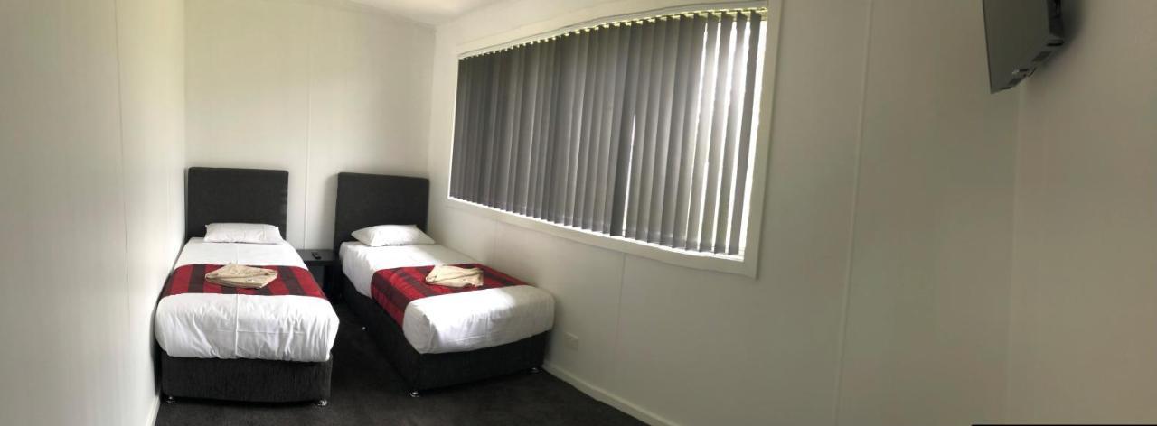 Australian Motor Home Tourist Park Twelve Mile Creek Karuah Exterior foto