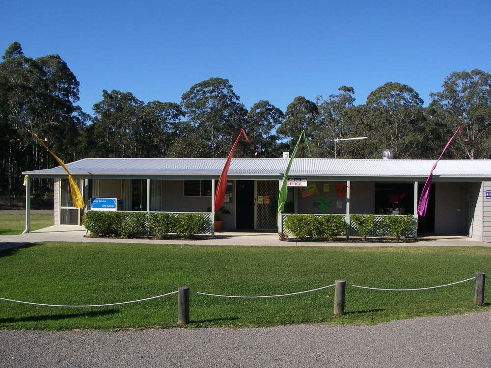 Australian Motor Home Tourist Park Twelve Mile Creek Karuah Exterior foto